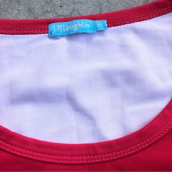 J. J McLaughlin Top Signature Tee Catalina Cloth Red Blue Damask Printed M - Picture 2 of 4